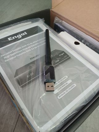 Receptor satélite - Engel RS8100Y, HD