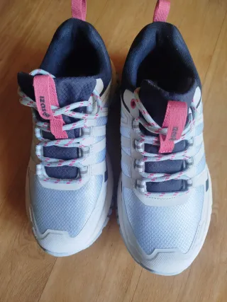 Zapatillas IZAN Talla 39