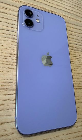 iPhone 12 Morado 128 GB + cargador Batería: 79%