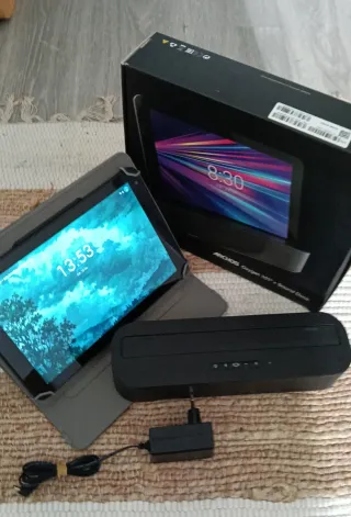 Tablet ARCHOS Oxygen 101s + Sound Dock