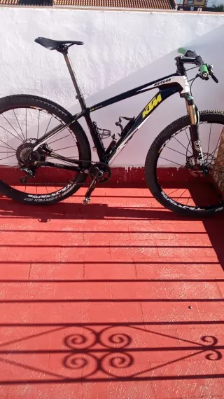 Bicicleta KTM 29
