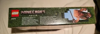 LEGO Minecraft Movie 21273 Ataque Villa Fantasma