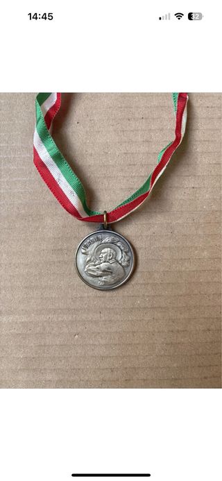 Medaglia Bersaglieri con nastro tricolore
