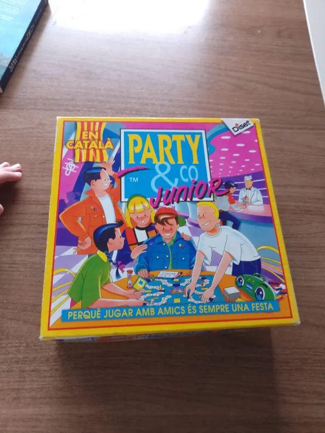 Party & Co Junior en catalán