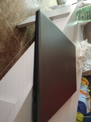 Portátil Dell i5 Gris