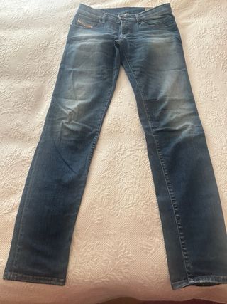 Pantalones Diesel Getlegg W29 L32