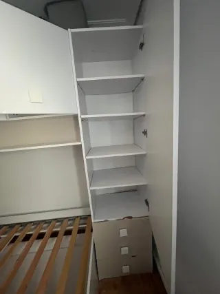 Mueble habitación doble beige y blanco