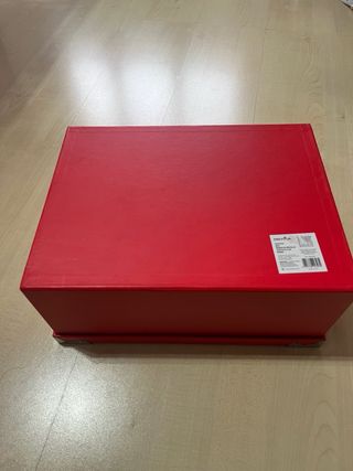 Scatola portaoggetti rossa