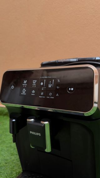Cafetera Philips Serie 2200