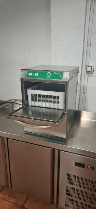 Lavavajillas industrial Silanos 35x35