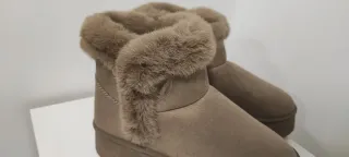 Botas beige forradas talla 39 NUEVAS