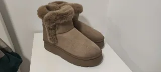 Botas beige forradas talla 39 NUEVAS