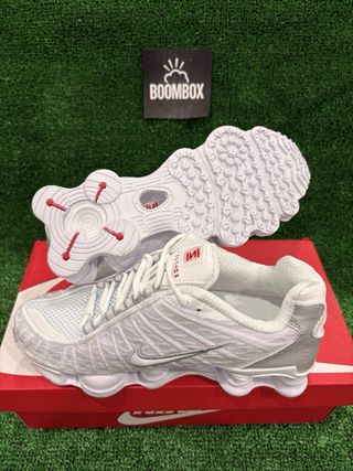 Nike Shox TL Blancas y Plateadas