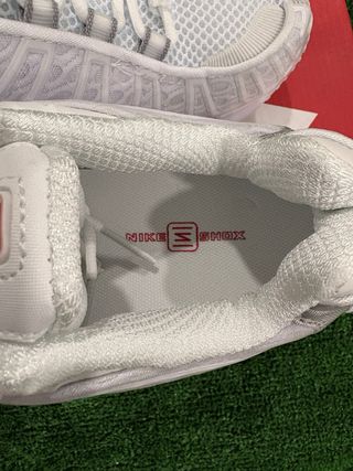 Nike Shox TL Blancas y Plateadas