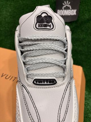 Louis Vuitton Skate Grises y Blancas