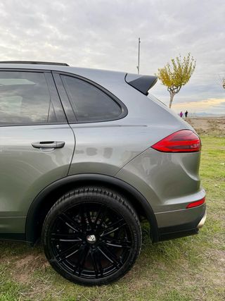Porsche Cayenne 2016