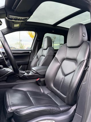 Porsche Cayenne 2016