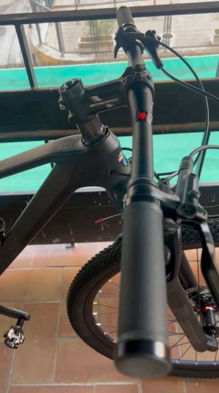 Bicicleta de Montaña Negra