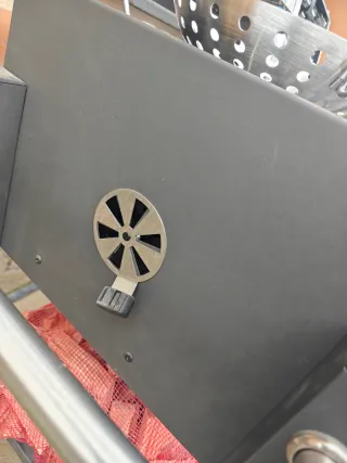 Barbacoa Negra con Maletín de Accesorios