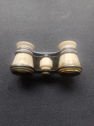 Prismáticos de ópera antiguos