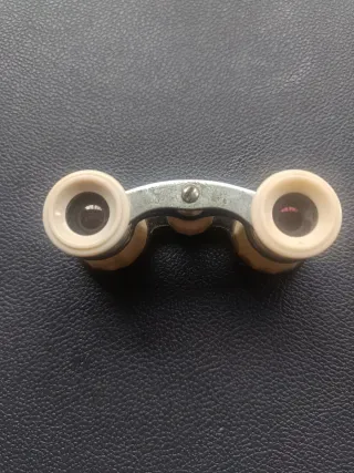 Prismáticos de ópera antiguos