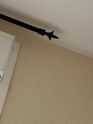 Barras de cortina negras