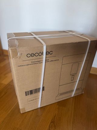 Cafetera Cecotec Cremmaet Compact NUEVA – sin usar