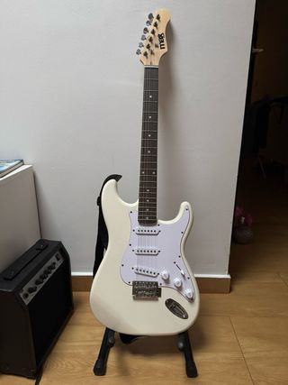 Guitarra Eléctrica MAX con Amplificador