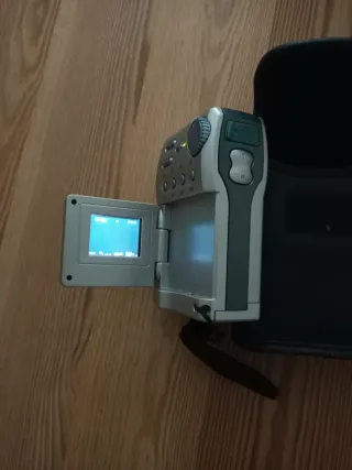 Cámara Digital Fujifilm MV-1 Plata