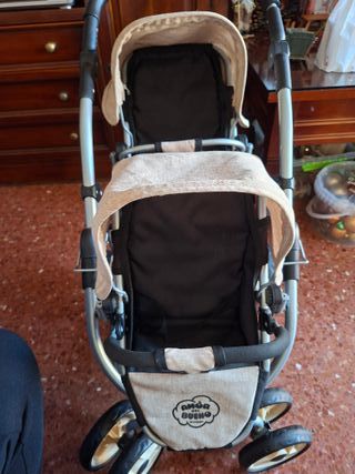 Cochecito de muñecas