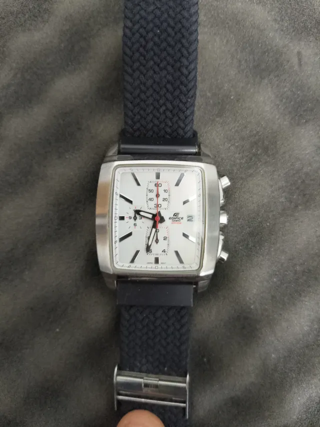 Casio Edifice EF509L Cronógrafo