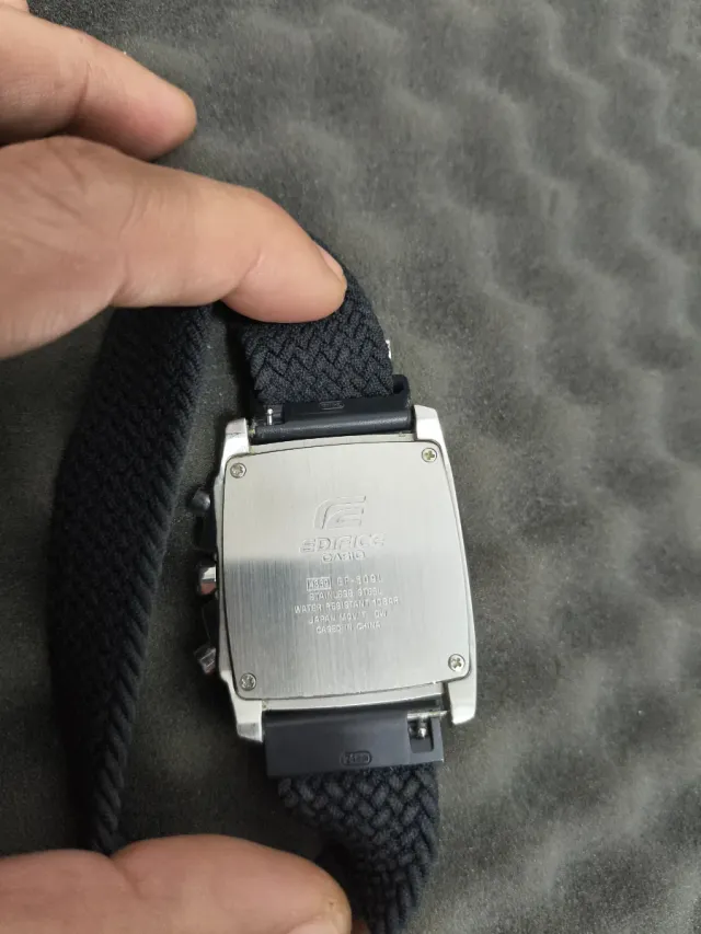 Casio Edifice EF509L Cronógrafo