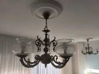 Lámparas Vintage Doradas y Transparentes