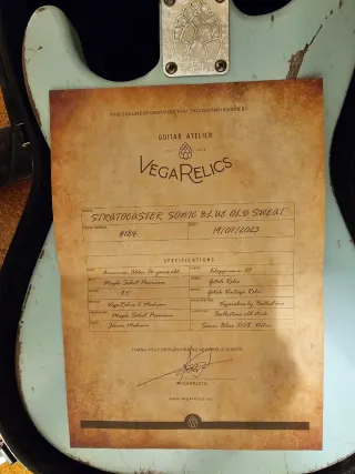 Guitarra Strato Vega Relics Sonic Blue Old Sweet