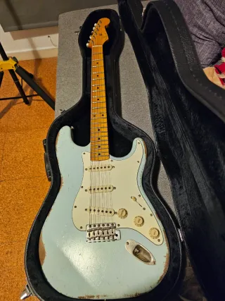 Guitarra Strato Vega Relics Sonic Blue Old Sweet