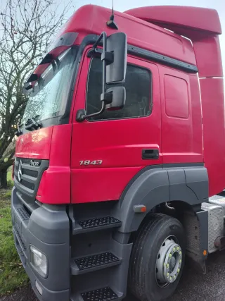 Mercedes-Benz axor 2005