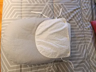 Saco capazo bebé invierno gris estrellas