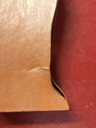 Caja de cartón soldado militar