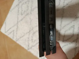 PS4 Pro 1TB + Minecraft+Mando camouflage original