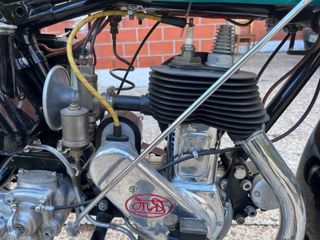 Moto Magnet Debon Antigua 1928