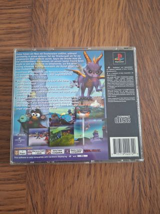 Spyro 3 Year of the Dragon PS1