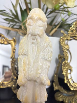 Figura de mármol japonés