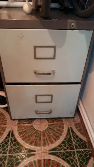 Archivador metálico 40x40