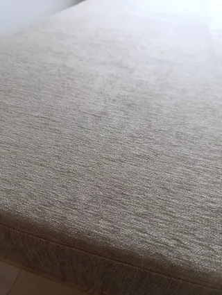 Estructura cama + colchón abatible para furgoneta.