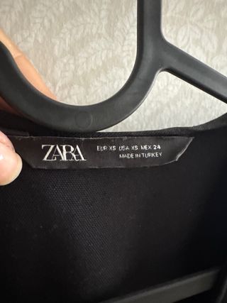 Vestido corto Zara negro botones cinturón