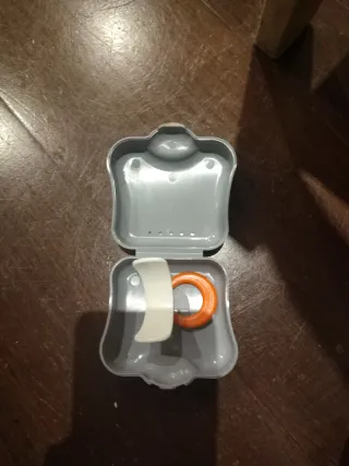 Placa vestibular con caja sin uso. Corrije mordida