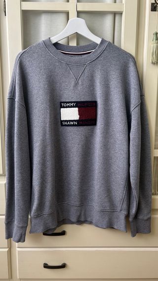 Sudadera Tommy Hilfiger x Shawn Mendes Gris