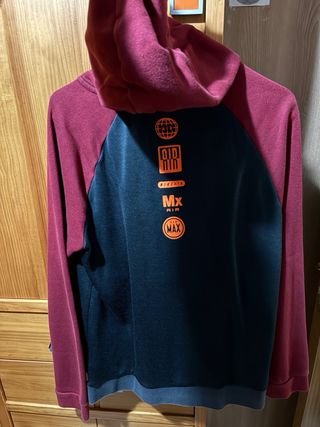 Chándal Nike Talla S Negro y Rojo