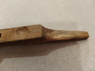 Schiaccianoci in legno intagliato