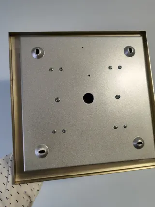 Plafón de techo cristal y metal